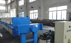 一種新型自動(dòng)清洗廢水過濾機(jī) 一種新型自動(dòng)清洗廢水過濾機(jī)