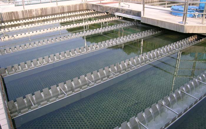 大興自來水公司極實施了“膜處理反滲透”凈水工程 大興自來水公司極實施了“膜處理反滲透”凈水工程
